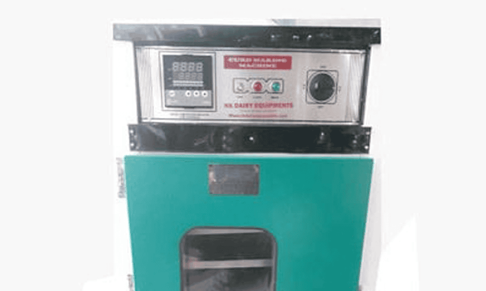 Stainless steel milk homogenizer for dairy processing commercial dairy equipment with digital control panel.