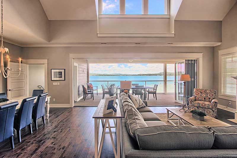 lake charlevoix vacation rentals