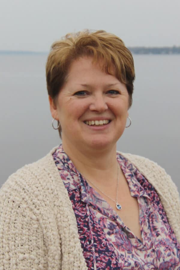 Meet the team - terri minor