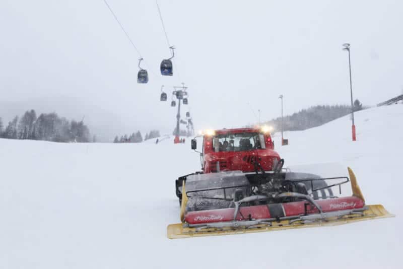 picture of a snow groomer