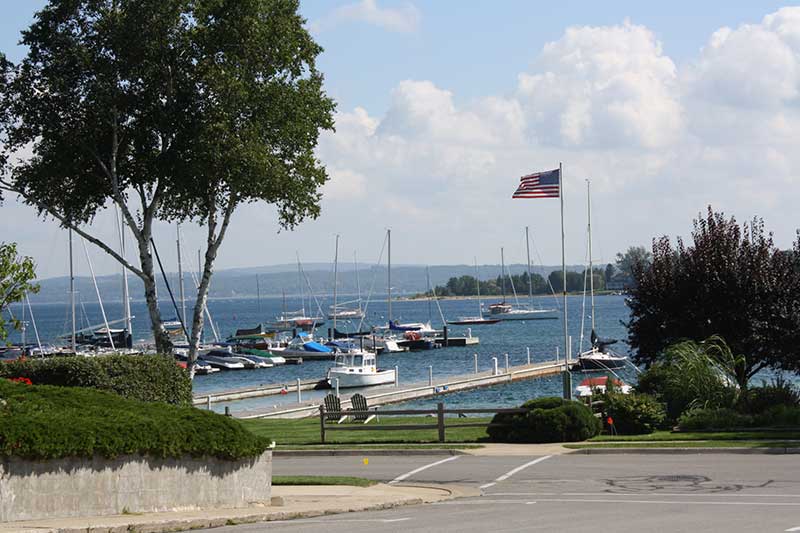 harbor-springs-vacation-rentals