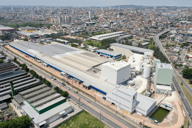 SILO INDUSTRIAL E ARMAZÉM EM ÁREA URBANA, COM INFRAESTRUTURA MODERNA PARA LOGÍSTICA E DISTRIBUIÇÃO EM SÃO PAULO. INSTALAÇÕES INDUSTRIAIS E ARMAZENAGEM PARA EMPRESAS DE FUNDO DE COMÉRCIO E SUPRIMENTOS.
