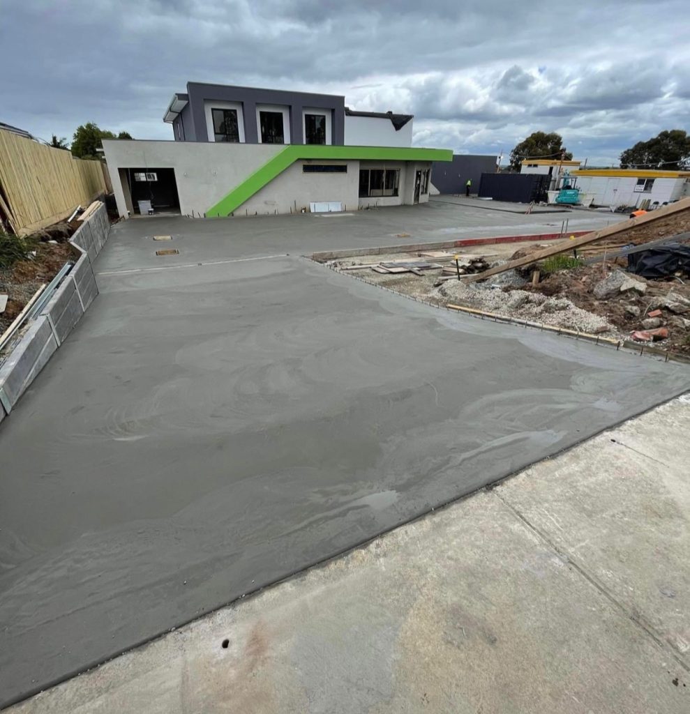 Commercial concrete driveway and car park construction Hampton Park