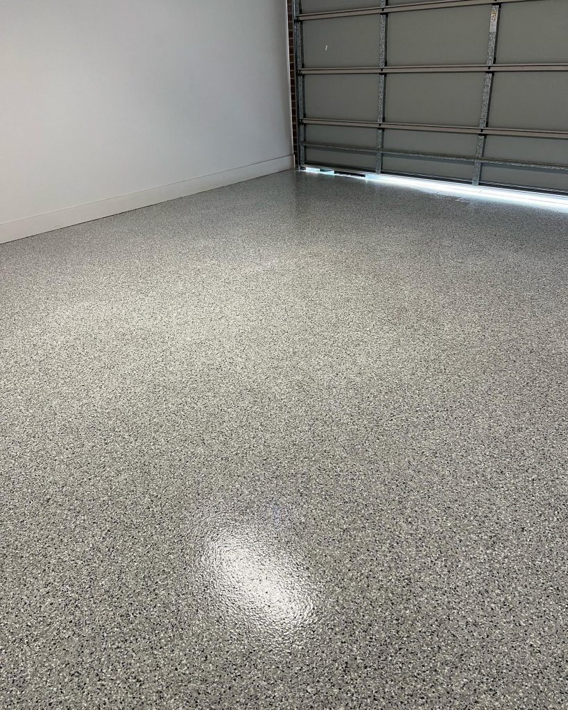 Garage flake floor by Nupave