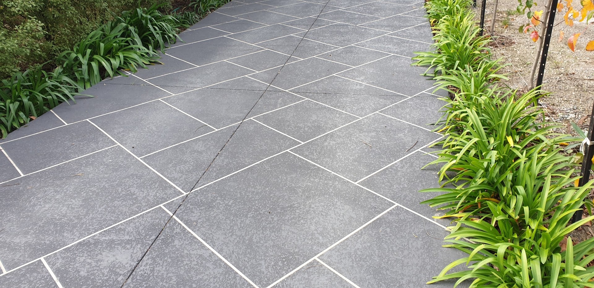 Brick pattern stencil concrete resurfacing