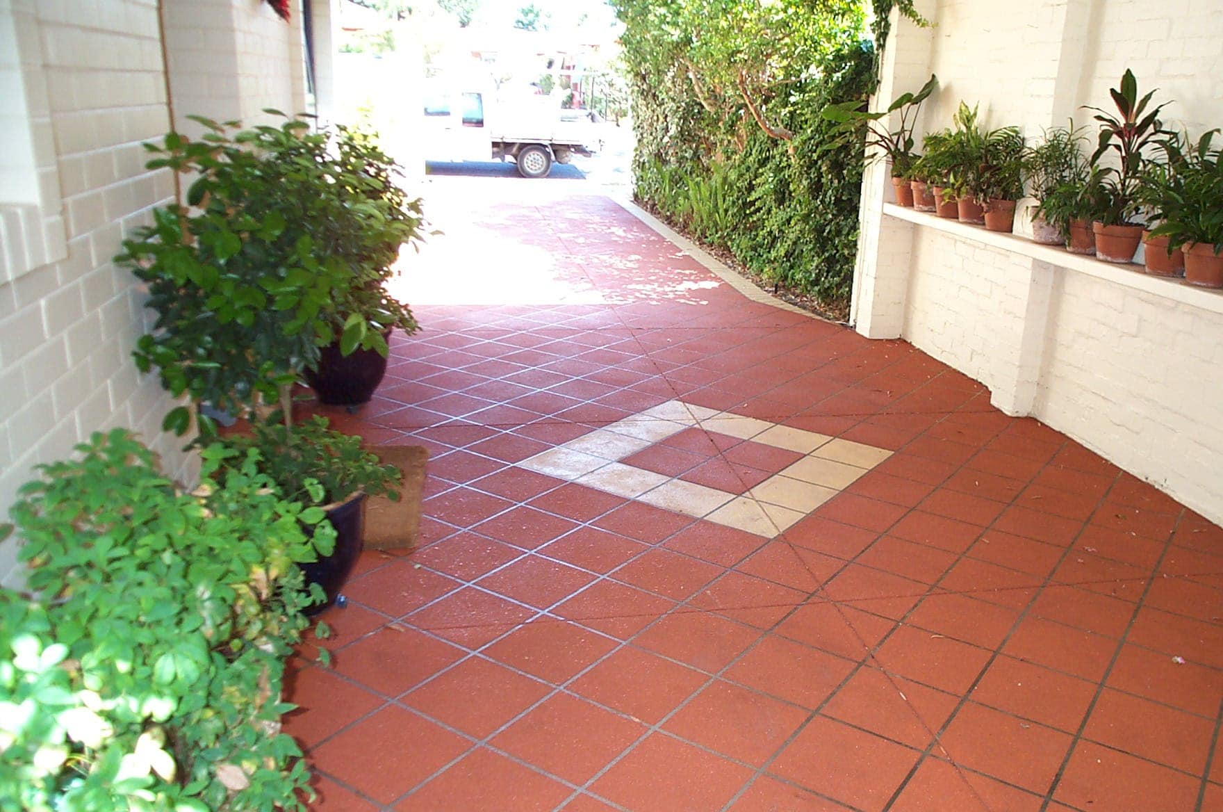 Stencil concrete resurfacing driveway