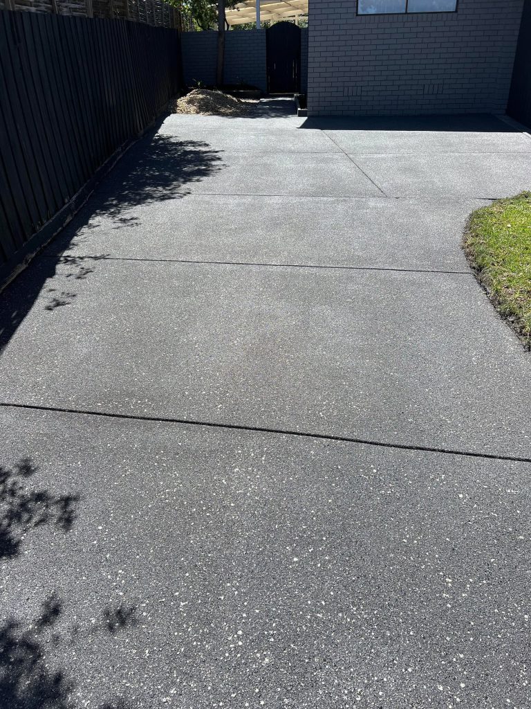 Exposed aggregate driveway resurfacing Bayside Melbourne completed finish