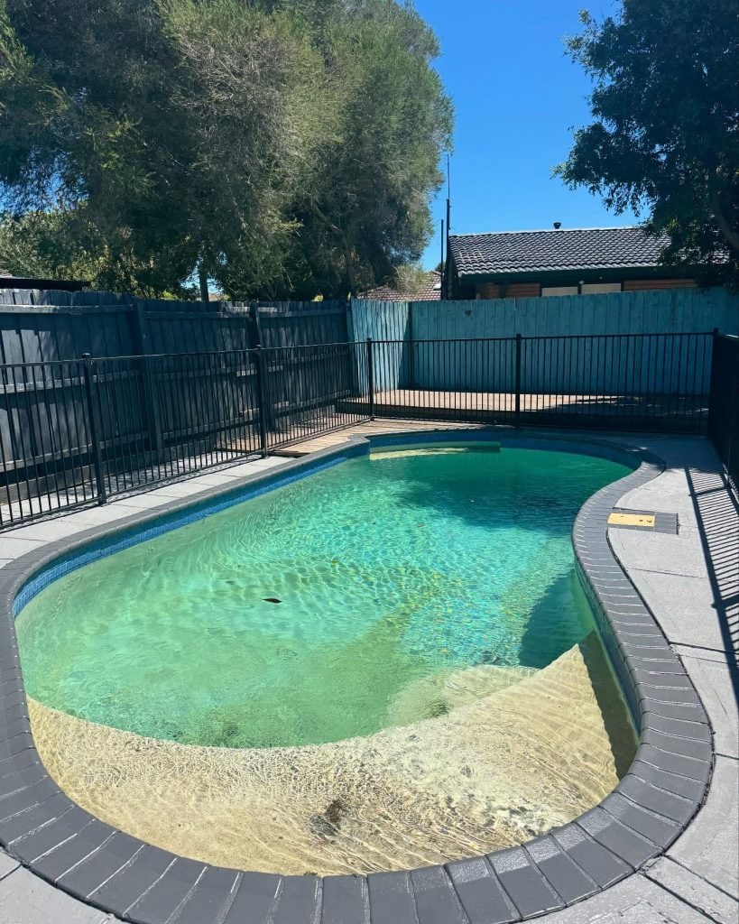 colour sealed concrete pool surround Melbourne