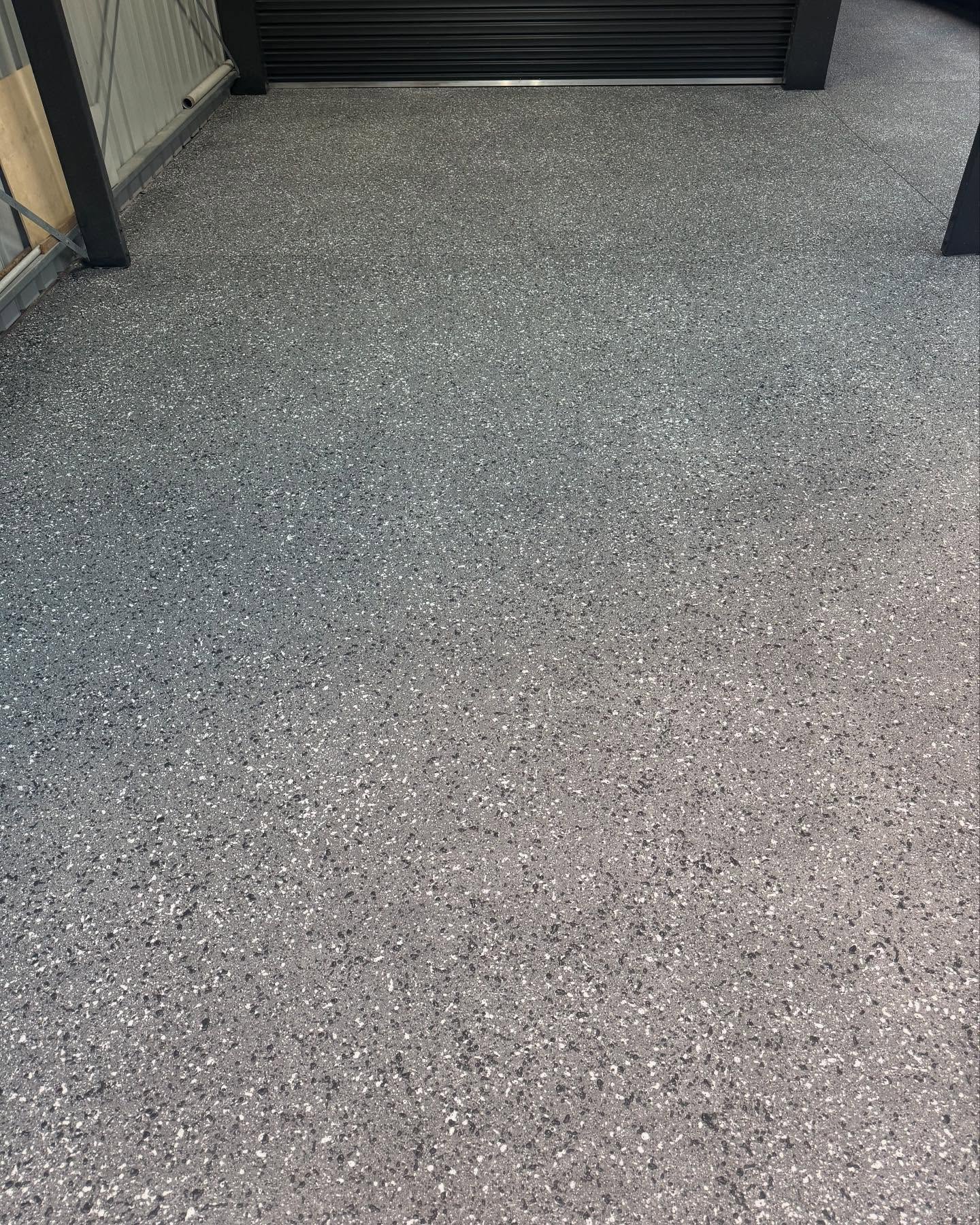 Spray-on paving driveway resurfacing