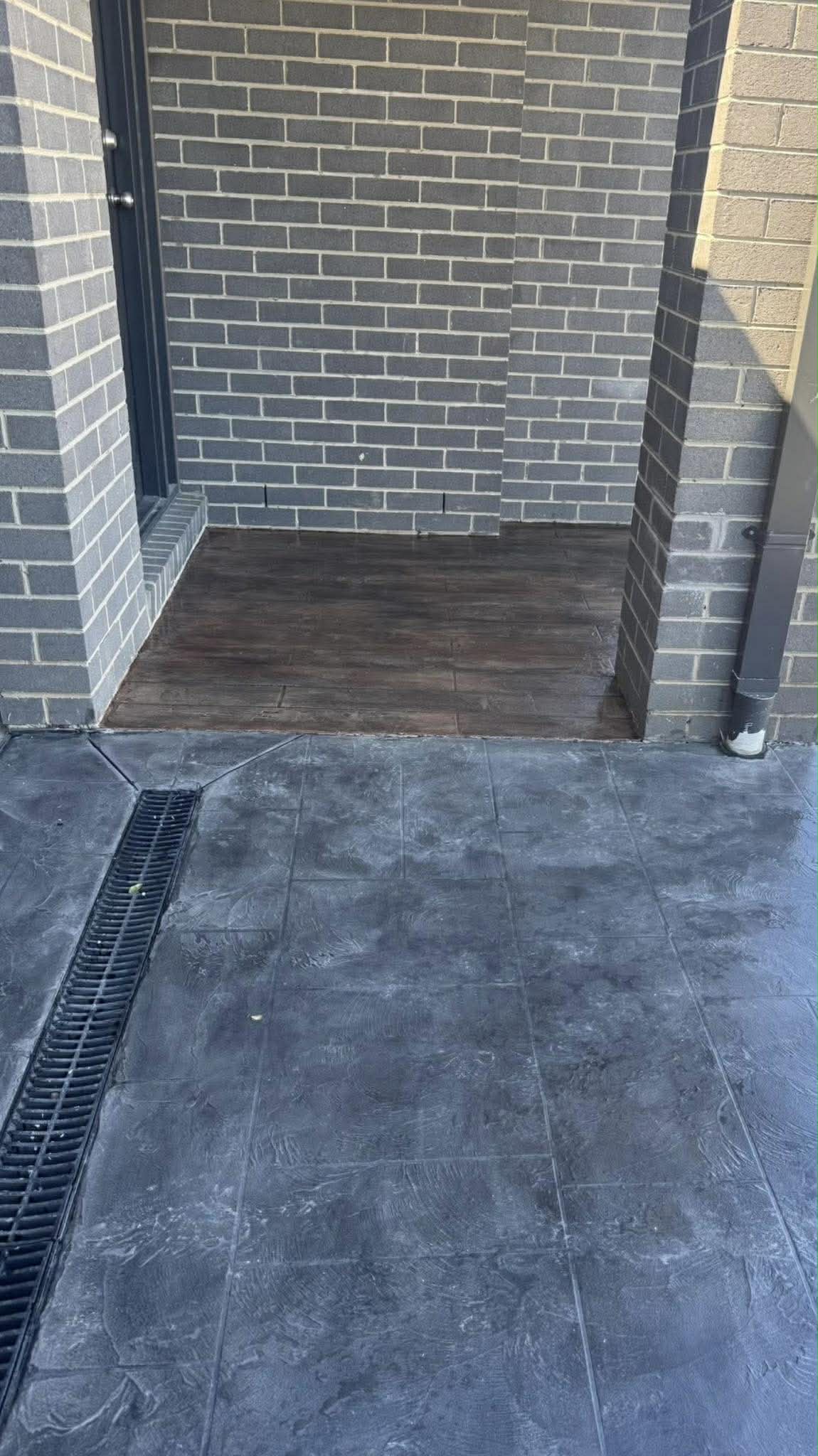 Slate impression concrete resurfacing finish