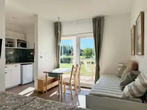 AZ Apartman standard apartman nappali és háló