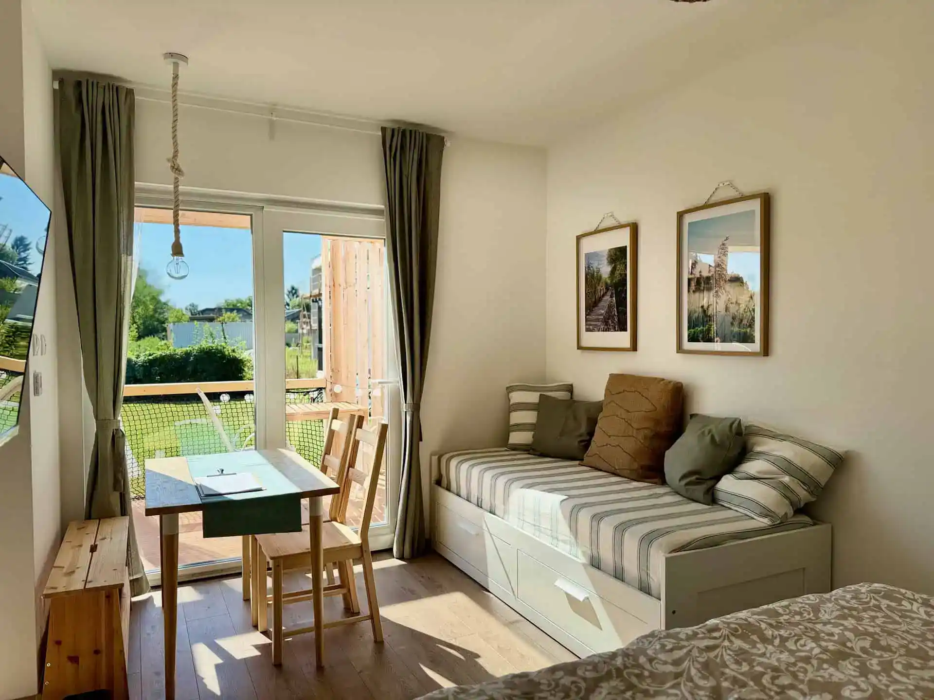 AZ Apartman standard apartman nappali és háló 2