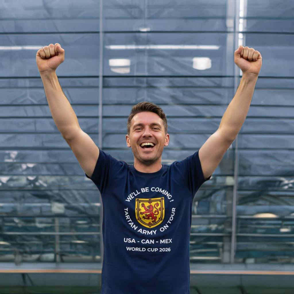 We'll Be Coming Tartan Army On Tour World Cup 2026 T Shirt