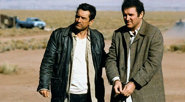 De Niro and Groden in the desert