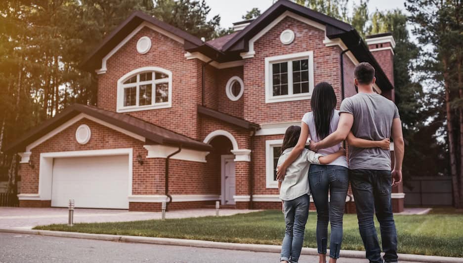 A family thinking about their homebuying goals.