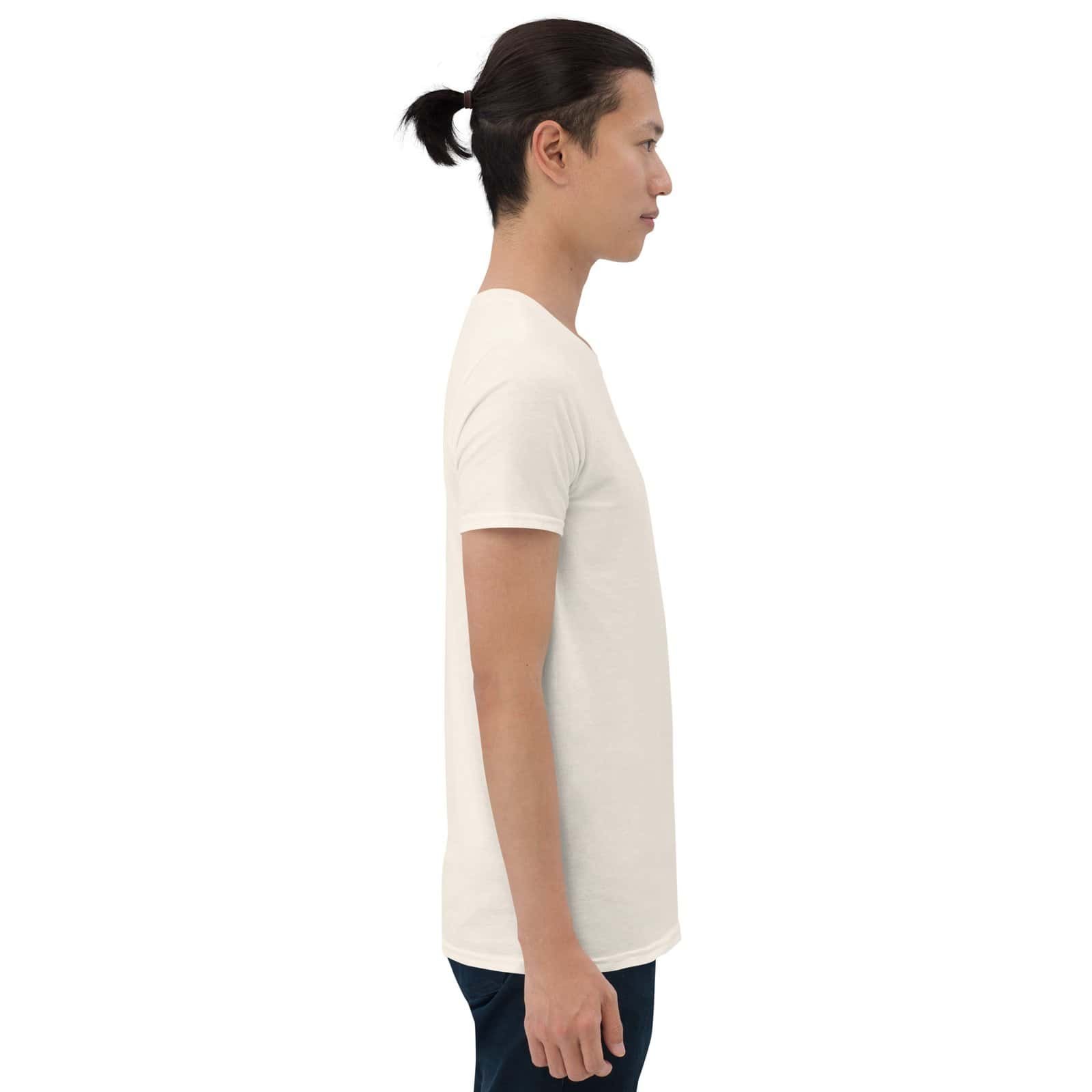 T-shirt Ecru brodé noir, style signature, confort et élégance.
