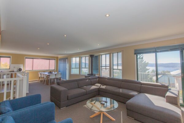4 Bedroom Apartment – Chalet De Neige