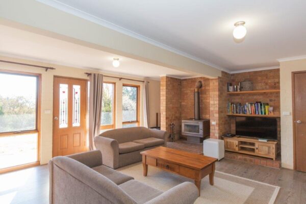 6 Bedroom House – Winterwood