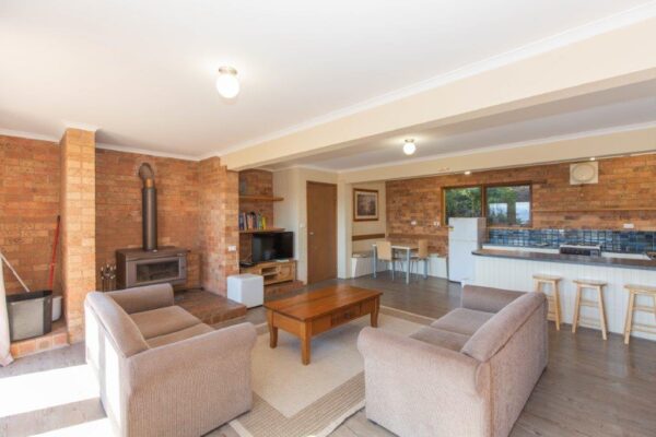 6 Bedroom House – Winterwood