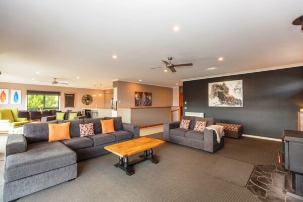 4 Bedroom House – Grandview