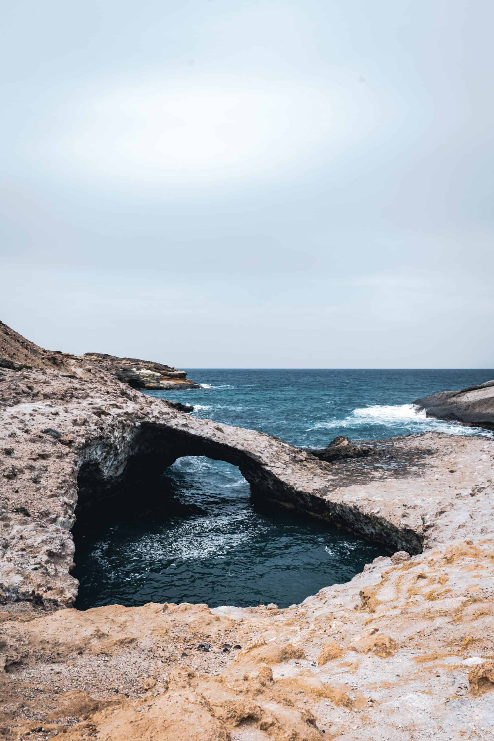 Papafragas Caves
