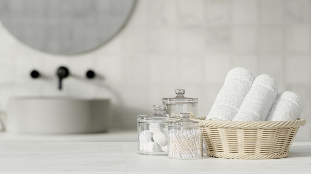 Vintage jars and other decorations for modern rustic farmhouse bathroom style. 