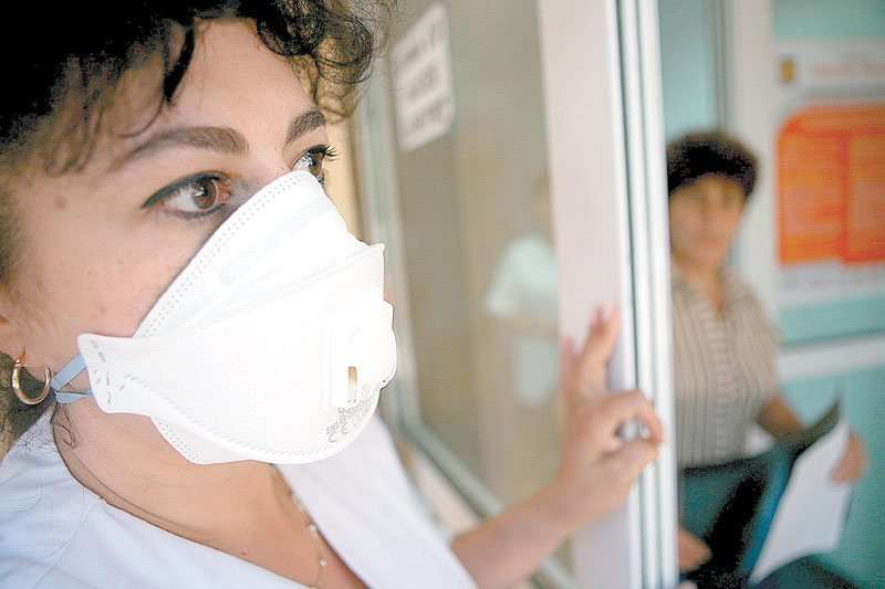 Al șaptelea deces din cauza coronavirusului în România