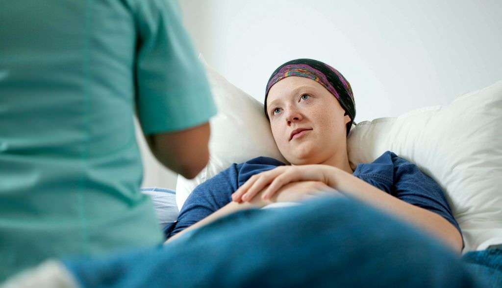 Bolnavii de cancer cei mai afectați în pandemie - ”Multe spitale nu vor să se ocupe de ei”