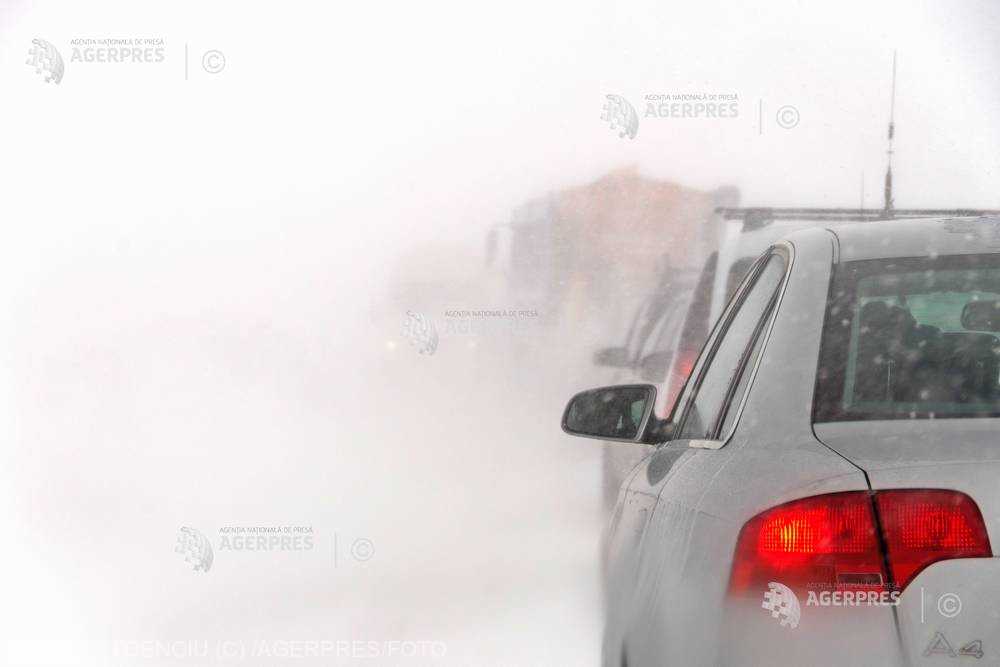 Tulcea Trei Autoturisme Blocate In Zapada 147 De Persoane Aflate.jpeg