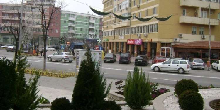 imagini tulcea JrGWK557 tulcea in centru foto neptunus 750x375 1