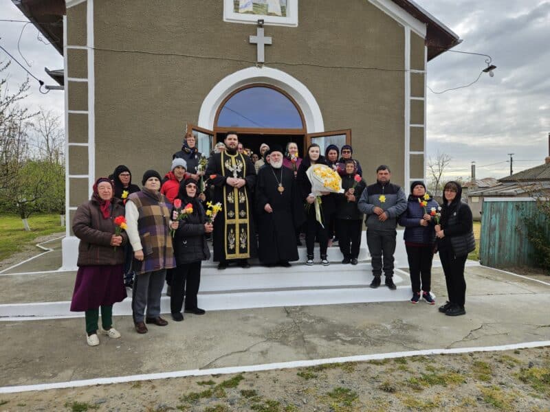 Foto actiune filantropica Partizani