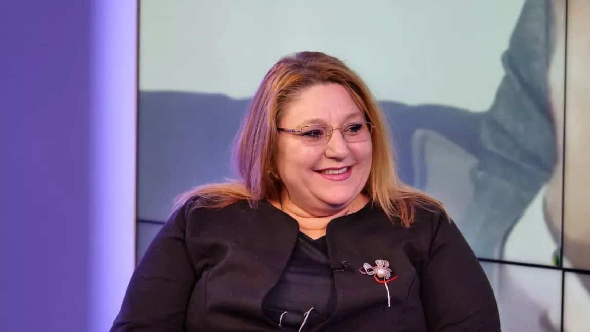 Divorțul dintre Șoșoacă și Iovanovici Șoșoacă: instanța a decis desfacerea căsătoriei după opt ani