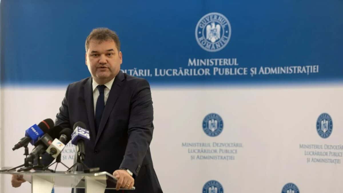 Ministerul dezvoltării taie 500 de posturi pentru economii de 22 milioane de lei pe an
