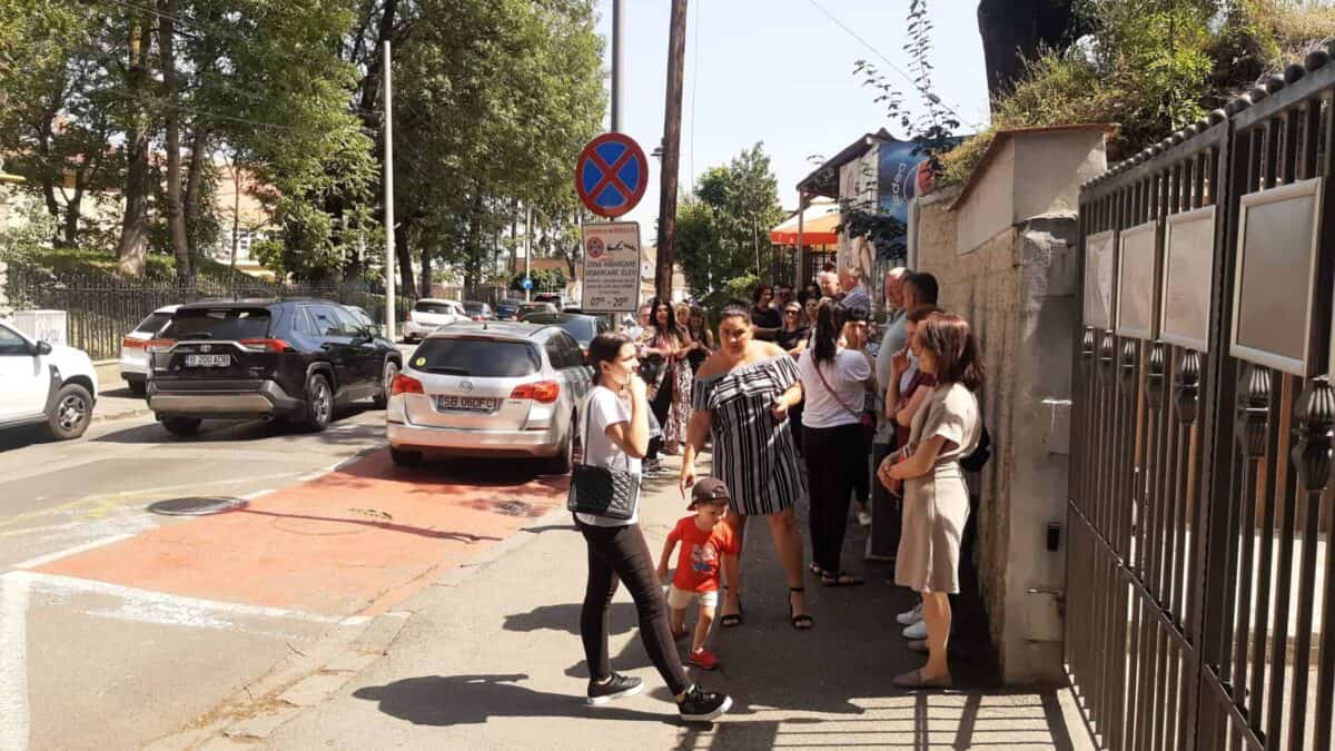 Elevii de clasa a VIII-a au susținut proba scrisă la Matematică în Evaluarea Națională 2025