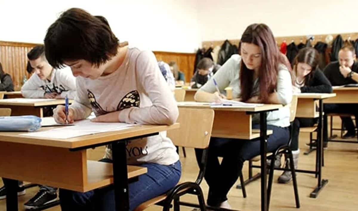 Proba scrisă la limba română a Evaluării Naționale 2025 s-a desfășurat astăzi