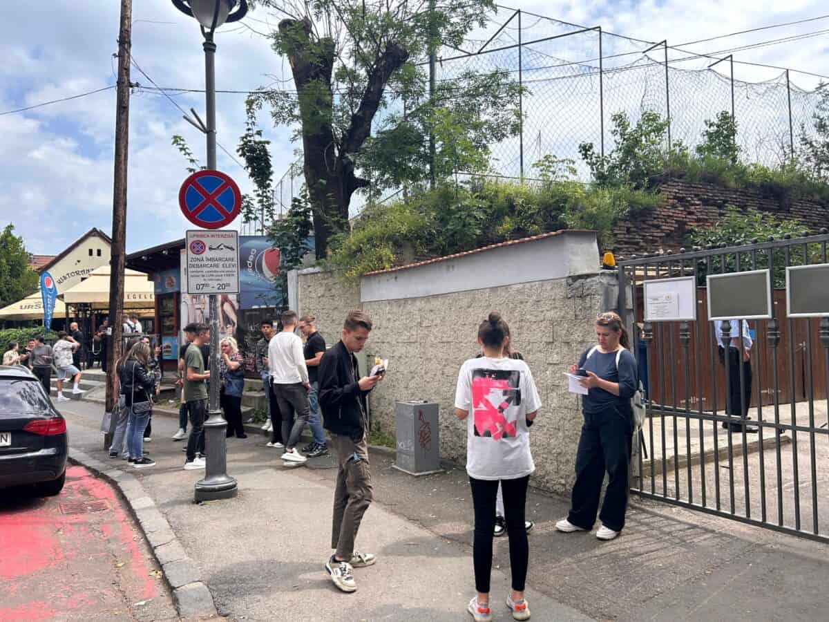 Rezultatele examenului de bacalaureat 2025 arată o rată de promovare de 74,3%