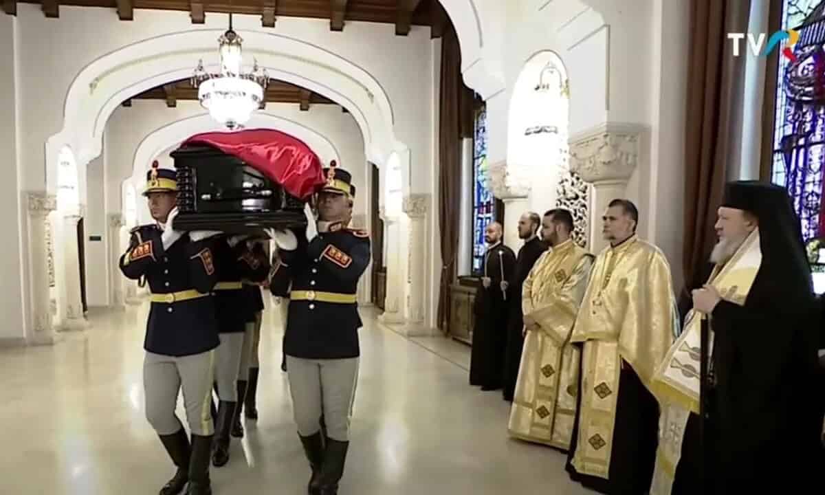 Ceremonii oficiale la Cotroceni pentru omagierea fostului președinte Ion Iliescu