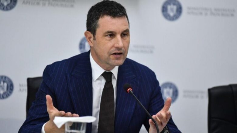 Guvernul pregătește reducerea a 40.000 de posturi din administrația publică