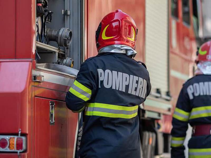 Bărbat găsit carbonizat într-o rulotă în flăcări în localitatea Hotărasa județul Vâlcea