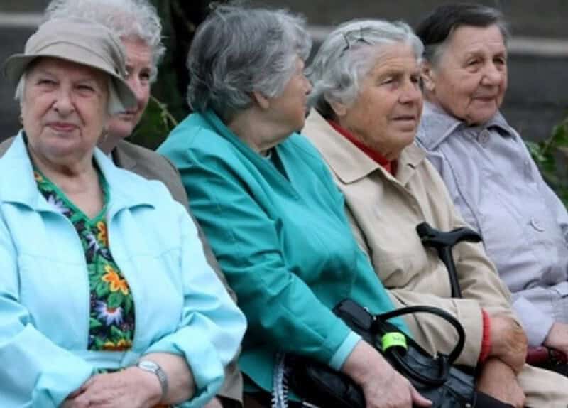 Pensionarii primesc sprijin de 800 de lei înainte de Crăciun anunță Sorin Grindeanu