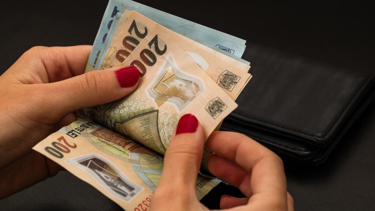 Salariul minim rămâne incert în urma analizei premierului Ilie Bolojan