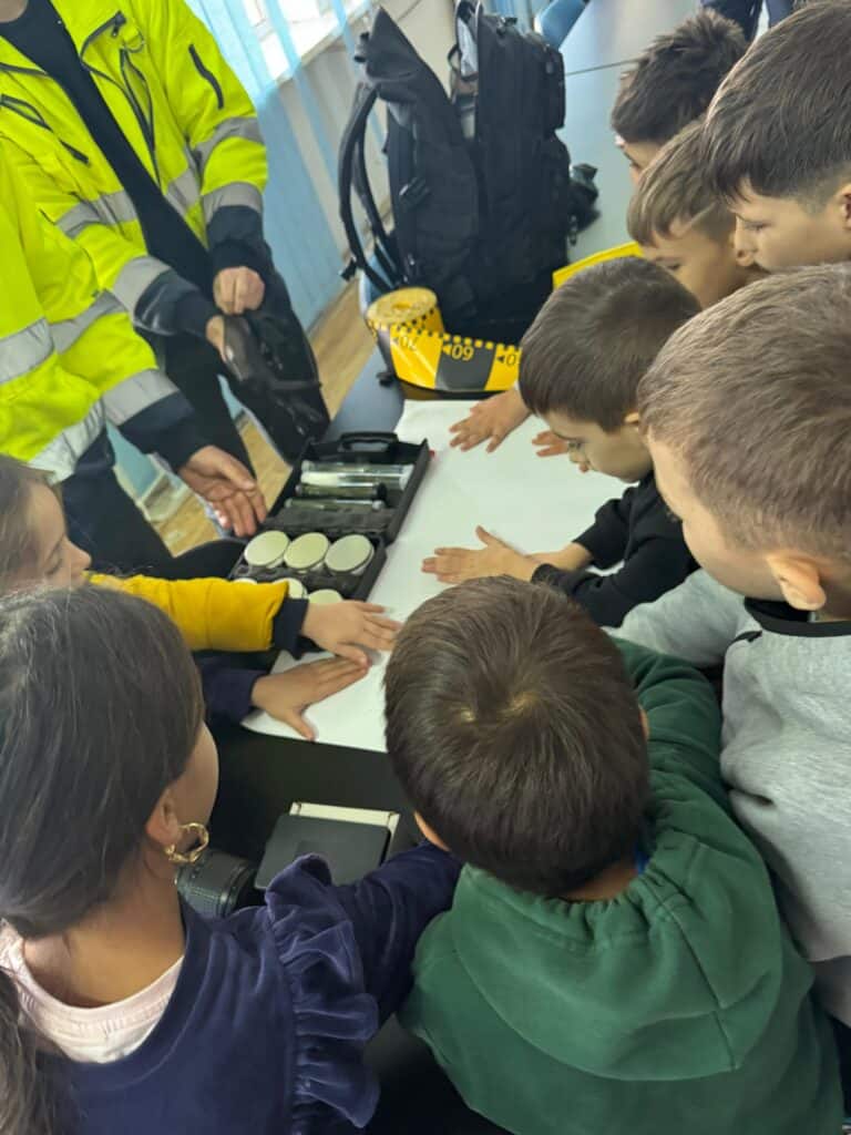 IPJ EDUCATIE AMPRENTE