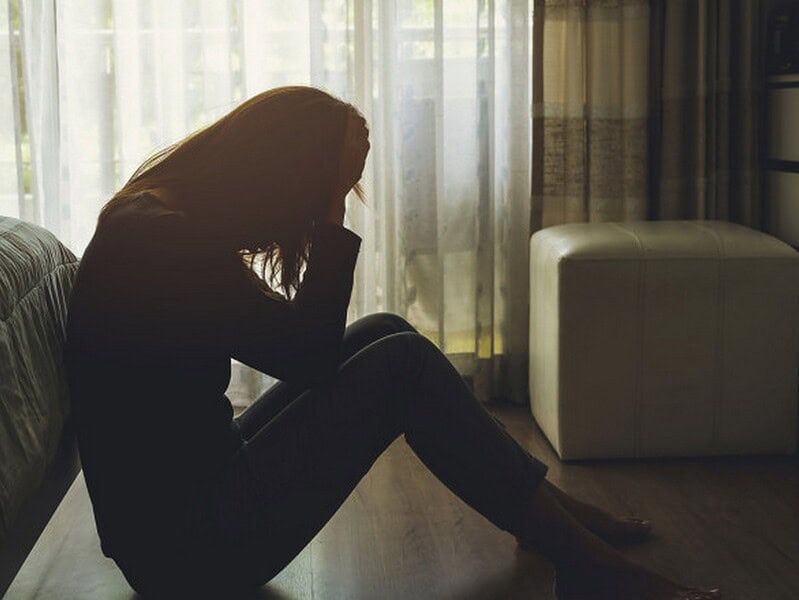 Doi tineri reținuți pentru trafic de persoane după sinuciderea unei victime în Austria