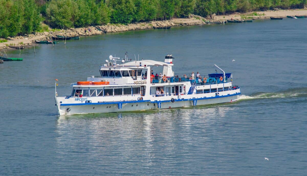 nava pasager Mircesti