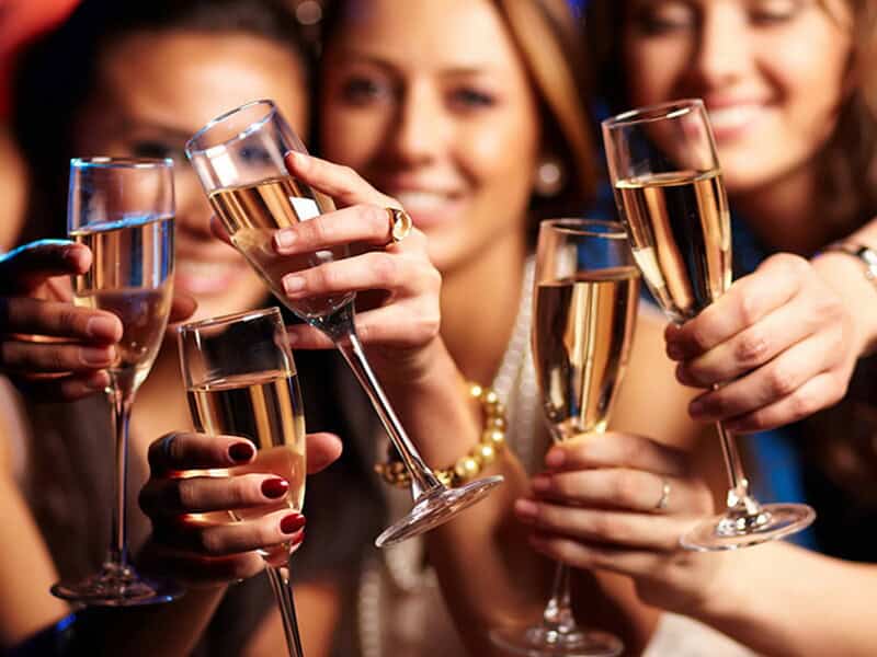 România sărbătorește astăzi Soborul Sfinților Arhangheli Mihail și Gavriil