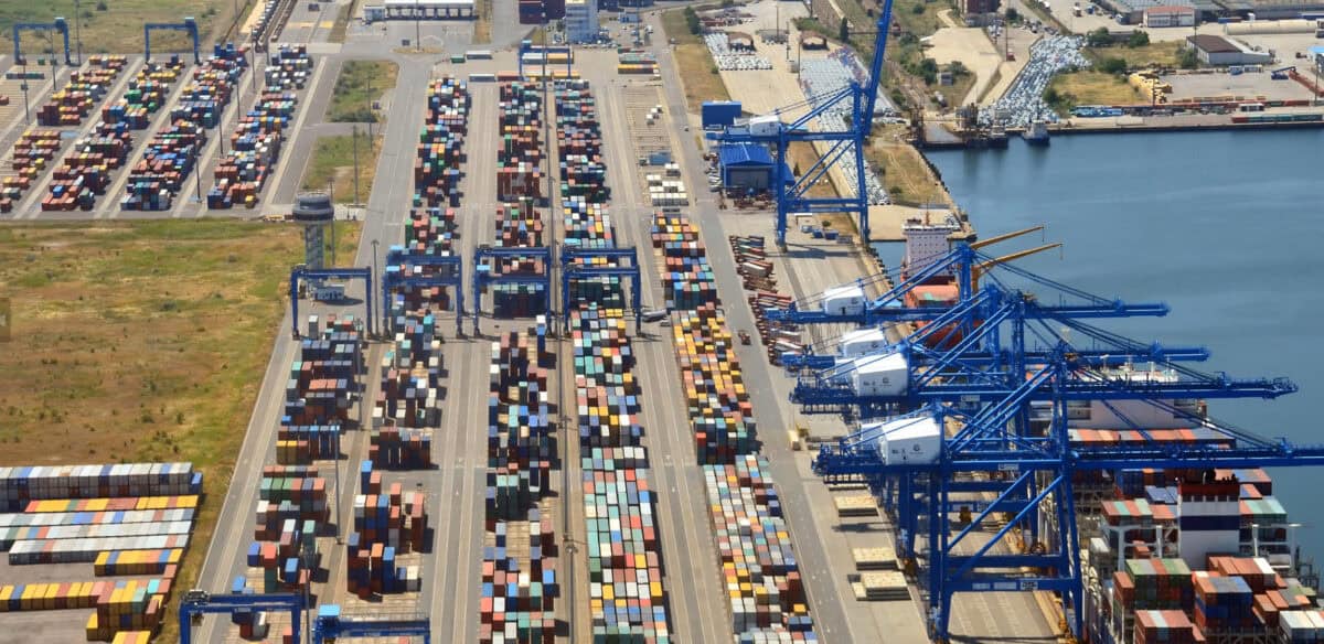 Deficitul de cont curent al României ajunge la 28,9 miliarde de euro în 2024