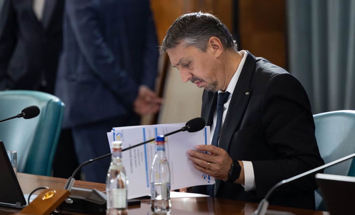 Scădere dramatică a elevilor cu burse de merit în primele luni ale anului școlar 2025-2026