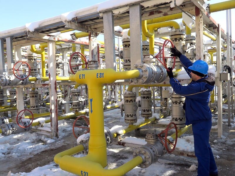 Prețurile gazelor naturale din Europa au scăzut cu peste 5% în urma unei oferte abundente