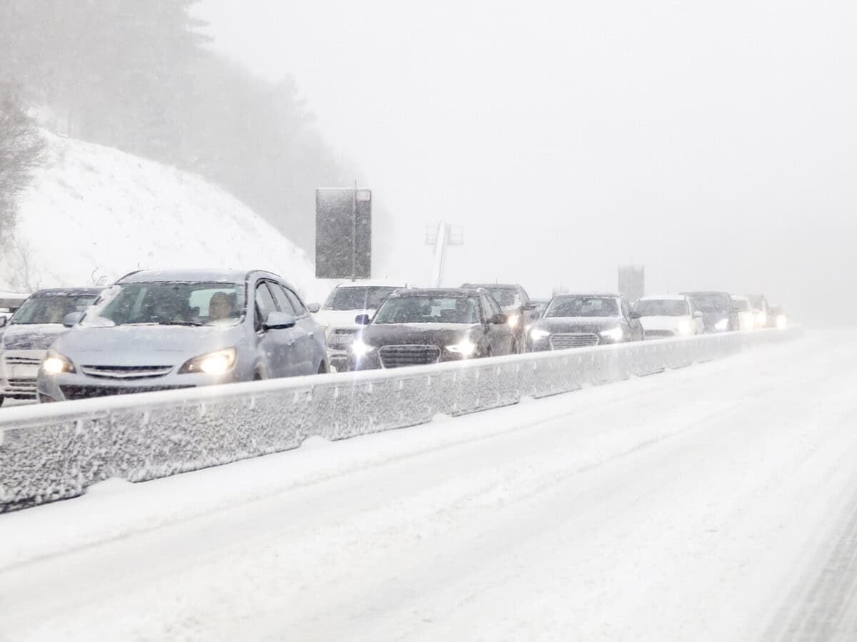 Trafic intens pe DN1 în Prahova cu cozi de până la 7 kilometri spre Brașov