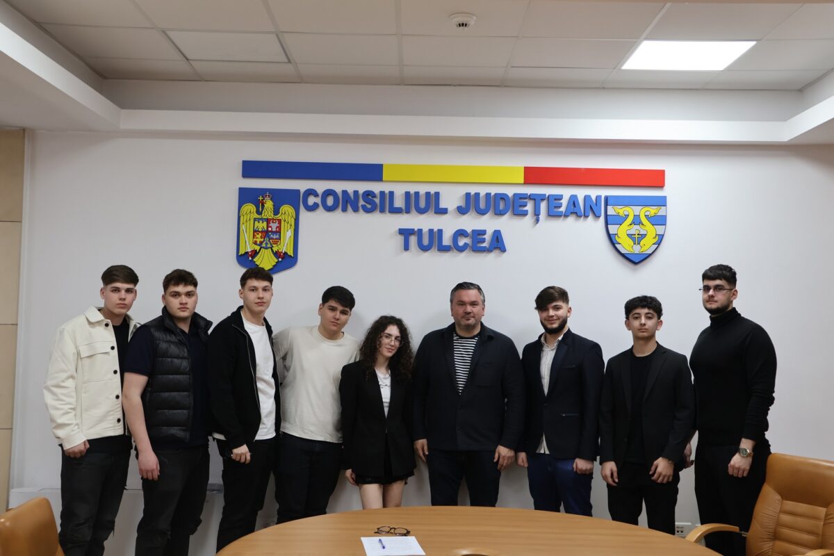 650367377 1263784492518837 1712503586060234300 n